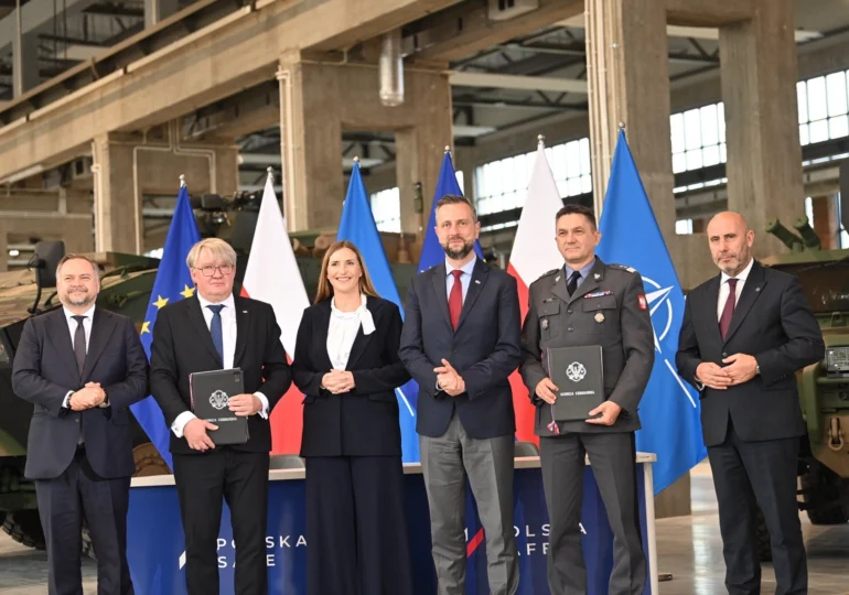 „Record absolut”: Polonia semnează într-o singură zi contracte militare de 18,4 miliarde de euro prin programul SAFE