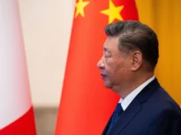 De ce stă China cuminte acum. Așteaptă prăbușirea Americii