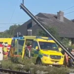 Accident cumplit în Belgia: Patru morți după ce un tren a izbit un microbuz școlar. Barierele erau coborâte