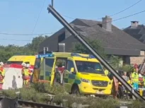 Accident cumplit în Belgia: Patru morți după ce un tren a izbit un microbuz școlar. Barierele erau coborâte