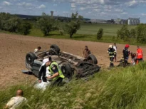 UPDATE – Brașov: Patru copii și cinci adulți, implicați într-un accident rutier produs pe DN 1/ Un copil a murit, iar o femeie a fost resuscitată/ În total, trei copii și doi adulți au fost transportați la spitale