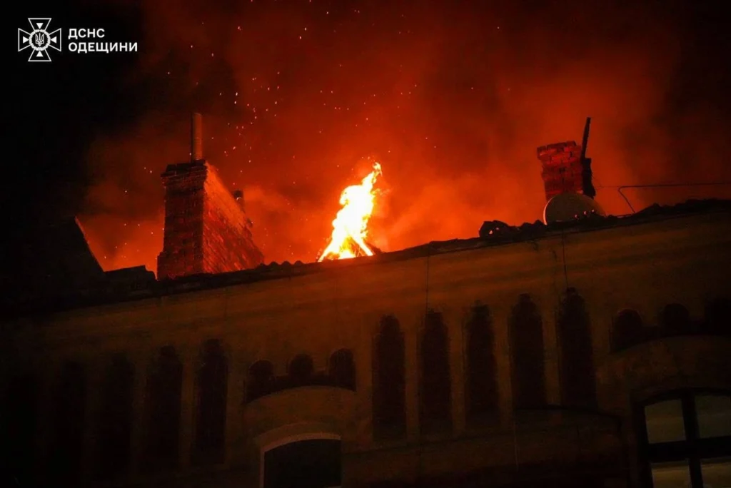 Ziua 1551 Lovituri devastatoare ale Rusiei asupra Kievului. Posibil să fi fost folosită și racheta Oreșnik, dar nu e confirmat oficial