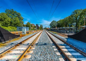 Contractul pentru trenul metropolitan din Cluj-Napoca a fost semnat: Traseu de 48,8 km, cu 23 de stații