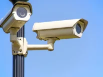Lege controversată privind supravegherea digitală: Experții avertizează asupra unui posibil „Big Brother” cu AI