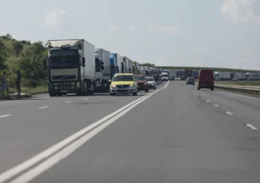 „Am intrat în camera ilegalităților”. Radu Miruță: Mii de camioane transportă marfă peste limita legală