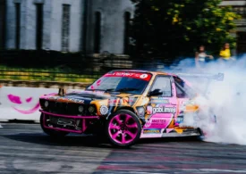 Peste 50 de piloți din Europa de Est concurează în prima etapă din Campionatul Național de Drift 2026