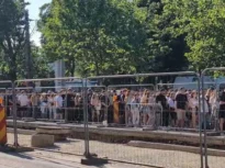 Mii de fani Max Korzh, pe străzile spre Arena Națională. Artistul a ajuns deja. Acces controlat și străzi blocate (Video)