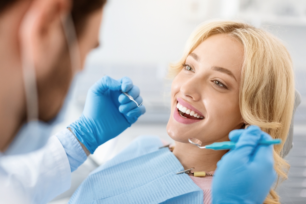 Estetică dentară în București: ce opțiuni aveți și cum evaluați corect prețurile