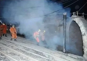 Explozie la o mină de cărbune din China: 90 de morți (Video)