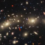 Telescopul Webb a descoperit una dintre primele galaxii ale Universului