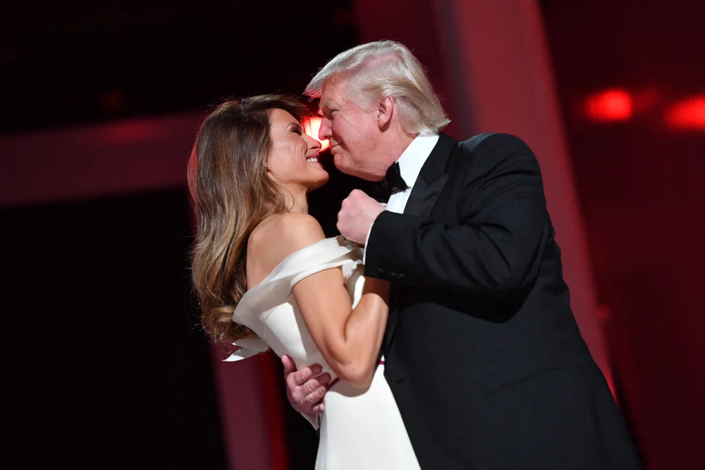 Un fotomodel al lui Epstein arată puternicele legături dintre Trump și Putin, dar și capcana în care intră România, cultivându-l pe Paolo Zampolli