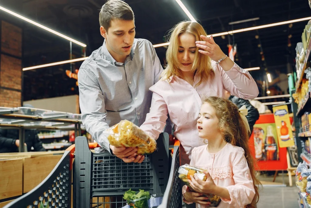 Diferențele dintre un congelator vertical și unul orizontal pentru magazine alimentare