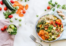 Ești la dietă și simți că stagnezi? Află cum îți sabotează glicemia silueta și oprește poftele de dulce cu un truc metabolic testat clinic!