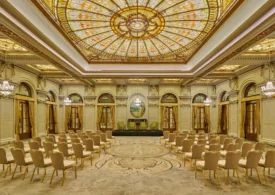 Bleisure în capitală: Cum să îmbini o călătorie de afaceri cu experiențe culturale memorabile în 2026? Recomandări practice