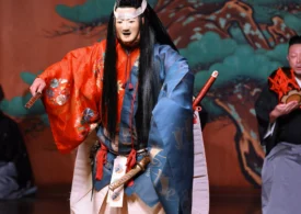 Artă teatrală japoneză veche de 650 de ani, pe scena ONB