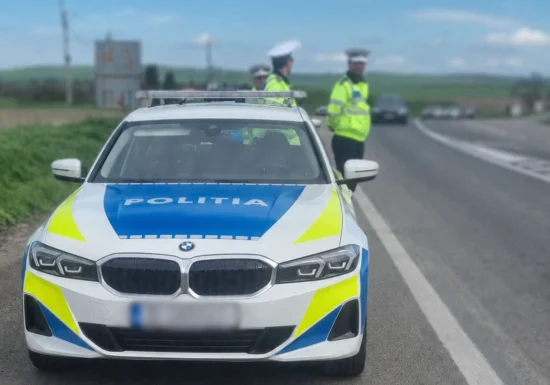 Patru polițiști rutieri din Capitală, acuzați că au luat mită pentru a mușamaliza un accident