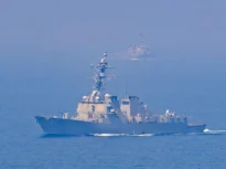 Trei nave americane atacate în Ormuz. Iranul prevede o mare victorie. Trump: S-au jucat cu noi astăzi. I-am spulberat