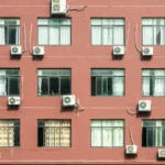 Trump, încă o lovitură pentru mediu: Renunță la restricțiile privind gazele cu efect de seră, în ciuda avertismentelor climatice