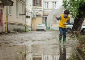 Cum va fi vremea de Rusalii și de 1 Iunie: Cei care pleacă în mini-vacanță să-și ia umbrela