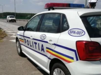 Cursă nebună pe A2: Un tânăr dat în urmărire a fost prins după ce s-a răsturnat cu mașina (Video)