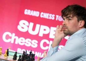 Olandezii Giri și van Foreest, victorioși în runda a treia a turneului Super Chess Classic România 2026