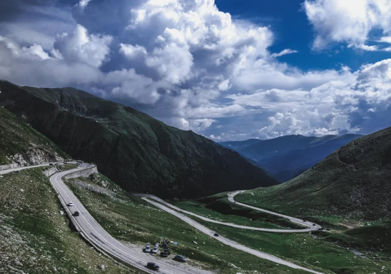 Se redeschide Transalpina: Șoferii vor putea circula doar ziua și cu maximum 30 km/h