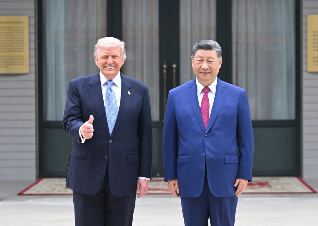 Trump se întoarce din China cu promisiuni vagi și semnale îngrijorătoare privind Taiwanul. Ce a obținut, de fapt, după întâlnirea cu Xi
