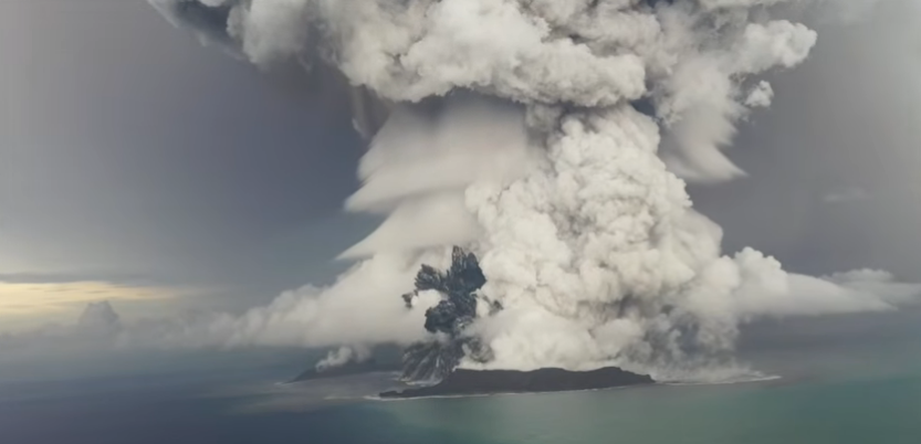 O erupție vulcanică violentă ne-ar putea învăța cum să combatem unul dintre cele mai nocive gaze din atmosferă