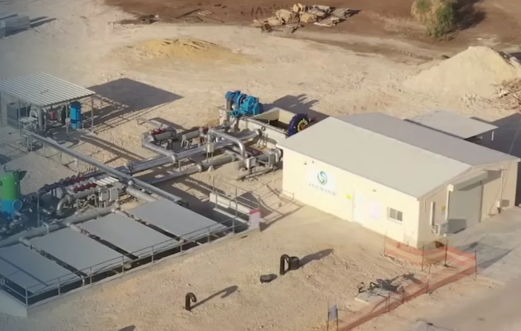 Un grup israelian dezvoltă în România un proiect de stocare a energiei cu aer în caverne de sare