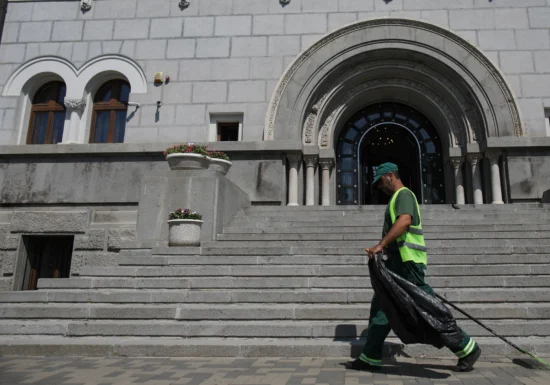 Cum s-au blocat în instanță planurile lui George Tuță de a înlocui Romprest. Și ce urmează