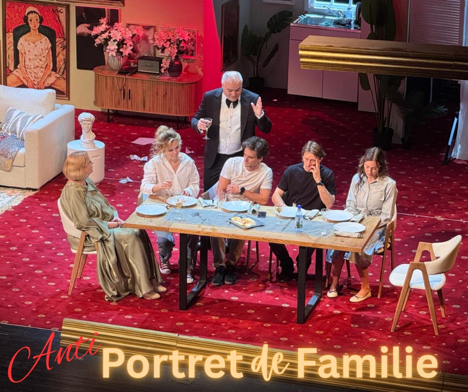 „Gaițele” și „Antiportret de familie”, la final de iunie în București