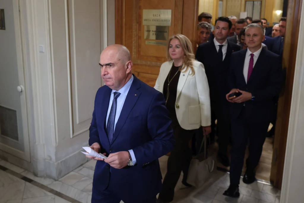 Oana Gheorghiu și Dragoș Pîslaru au intrat în echipa Bolojan. Ciucu nu candidează. AUR e nucă tare pentru Veștea