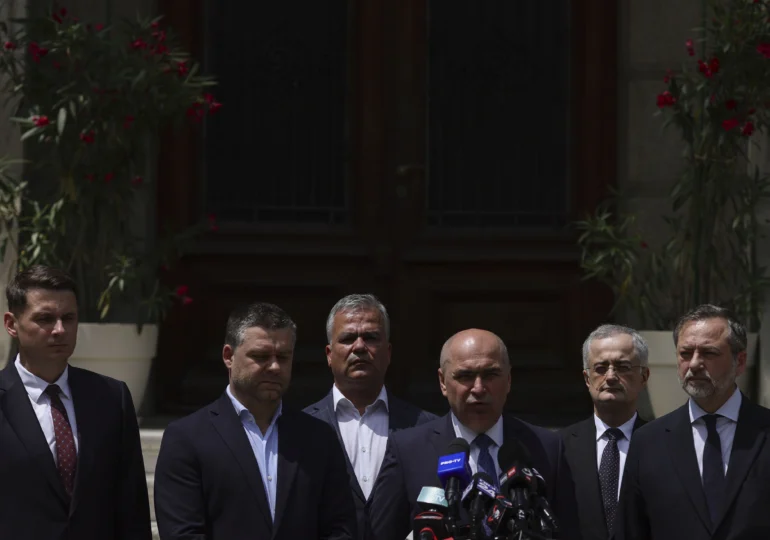 Bolojan, după discuția cu Eugen Tomac: Am spus lucrurile direct, fără ocolișuri. Un astfel de guvern fără susținere politică explicită nu e o soluție pentru România