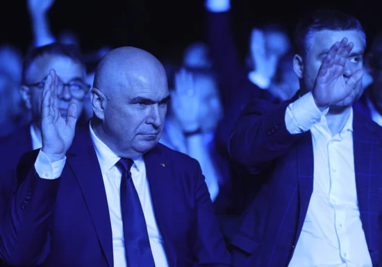 Primele decizii ale noii conduceri a PNL: Nu va vota Guvernul Veștea. Propunerea pentru deblocarea crizei politice