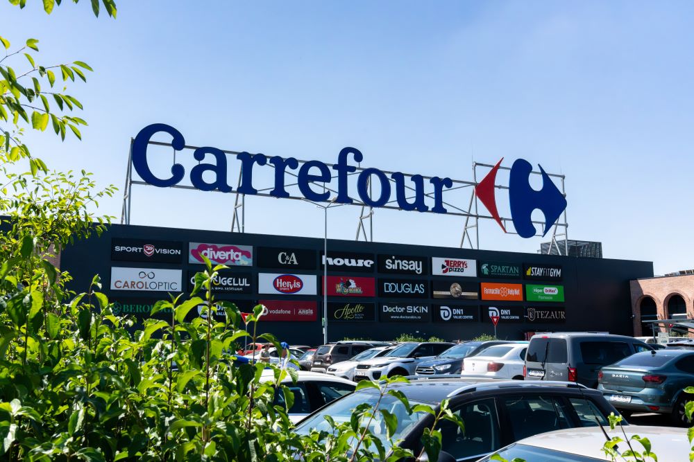 Coșul de cumpărături actual: Tonul și sardinele cresc în popularitate, iar laptele vegetal și iaurtul grecesc câștigă teren