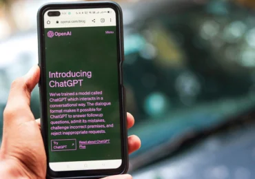 Statul Florida a dat în judecată OpenAI: ChatGPT pune oamenii în pericol