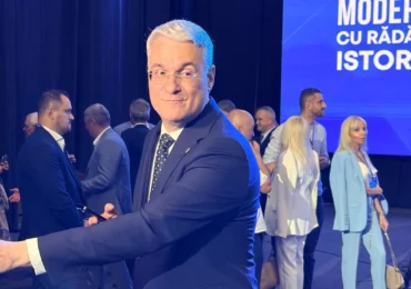 Dragoș Pîslaru, mărturisire pe scena Congresului PNL