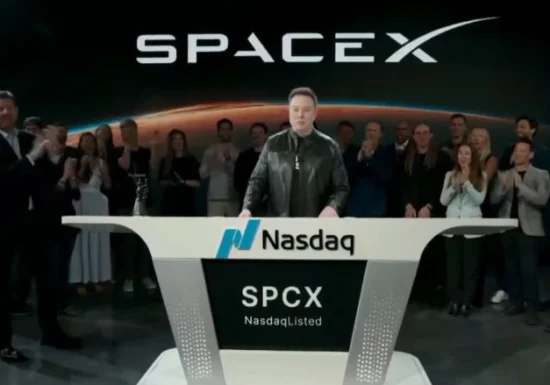SpaceX a debutat pe bursă în cel mai mare IPO din istorie. Elon Musk devine primul trilionar