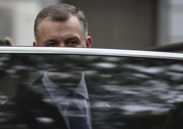 Tomac își caută voturile în continuare pentru Guvern. Azi negociază cu UDMR, minoritățile și suveraniștii