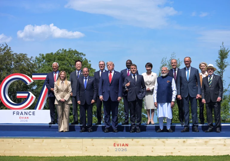 G7 promite mai mult armament pentru Ucraina și sancțiuni sporite împotriva Rusiei. Trump semnează declarația comună, care îl menționează de trei ori