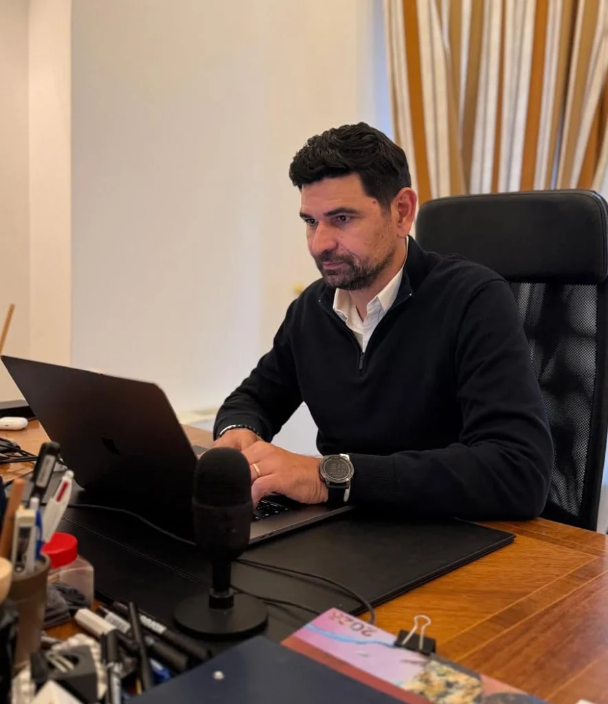 Specialiști și organizații civice îi cer lui Tuță să suspende licitația de 160 de milioane de euro pentru spațiile verzi. Care sunt motivele