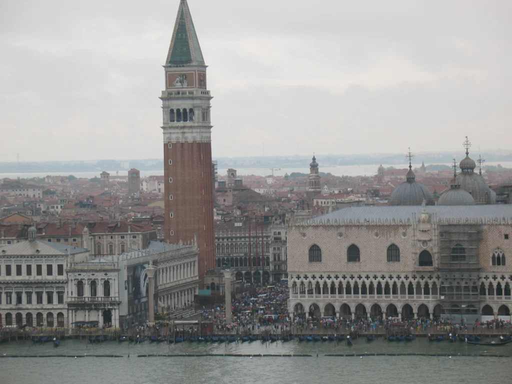 Noul primar al Veneției vrea să crească taxa turistică la 50 de euro