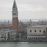 Noul primar al Veneției vrea să crească taxa turistică la 50 de euro