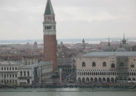 Noul primar al Veneției vrea să crească taxa turistică la 50 de euro