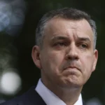 Tomac pleacă încrezător de la întâlnirile cu liderii partidelor, dar fără promisiuni de susținere. La PSD spune că a găsit „deschidere”. Negocierile continuă marți