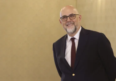 Cum se prezintă partidele la consultările de la Cotroceni: PSD caută o înțelegere cu AUR, PSD și PNL merg pe varianta Siegfried Mureșan. Kelemen Hunor a găsit a treia cale