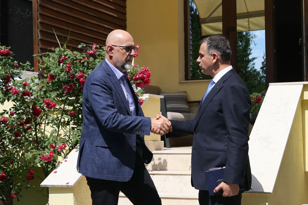 Kelemen Hunor spune că UDMR ar putea ieși din sală la votul pentru Guvern: Nu suntem masochiști politici