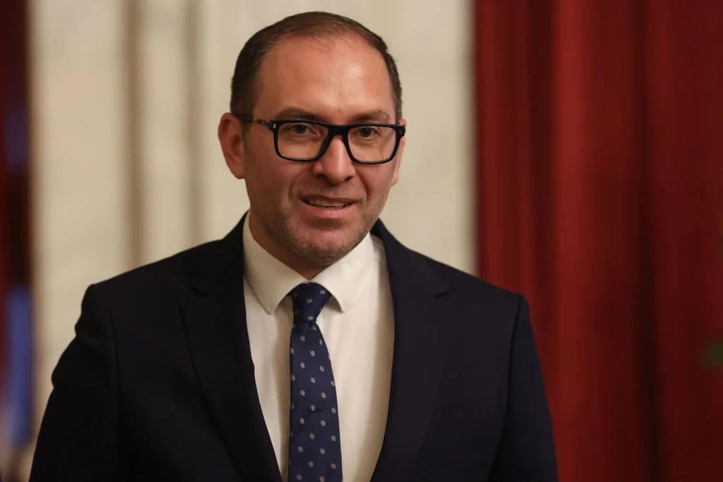 Cine e Marian Bârgău, omul PMP și al lui Nicușor Dan din Guvernul Veștea