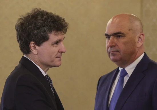 Consultări la Cotroceni: Grindeanu nu vrea cu AUR. Simion: Fără AUR nu se poate! Bolojan ar vota guvern PSD, USR nu vrea. 3 variante de la UDMR. Nicușor Dan amână decizia (Foto&Video)