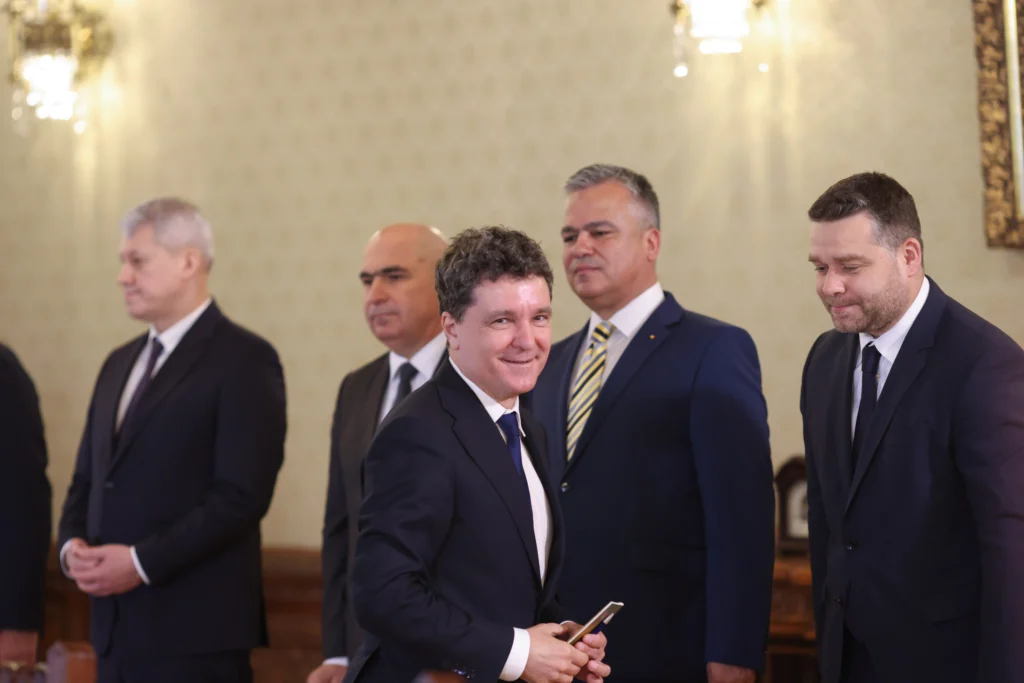 Adrian Veștea face apel la colegi să acționeze rațional. În ședința PNL se va discuta despre sesizarea CCR împotriva lui Nicușor Dan